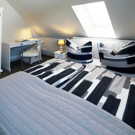 Reetferienhaus Flussseeschwalbe Appartement *